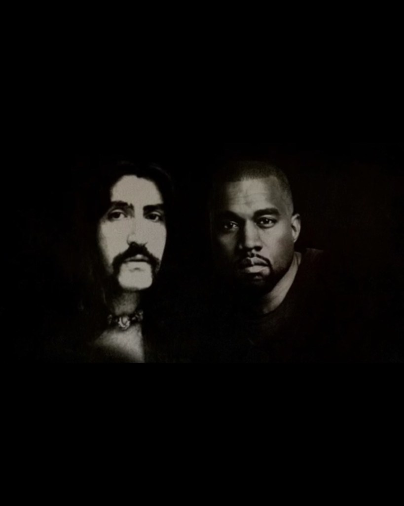 Kanye West Arkadaşım Eşek şarkısını söylerse